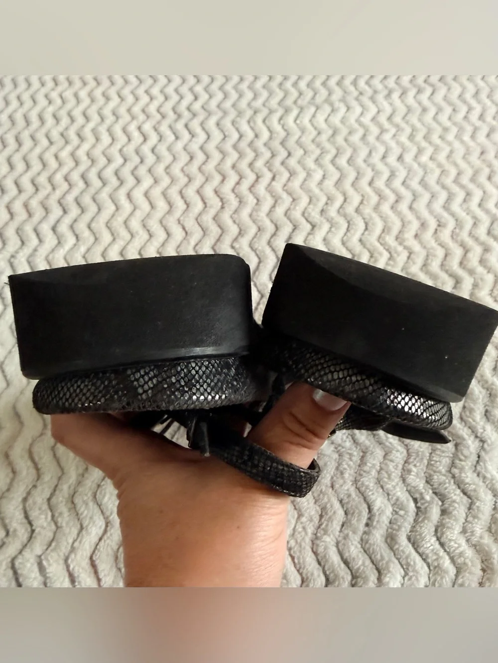 Thierry Rabotin Wave Black Pattent Leather Adj. Straps W/ Buckle Sandals 10.5/11